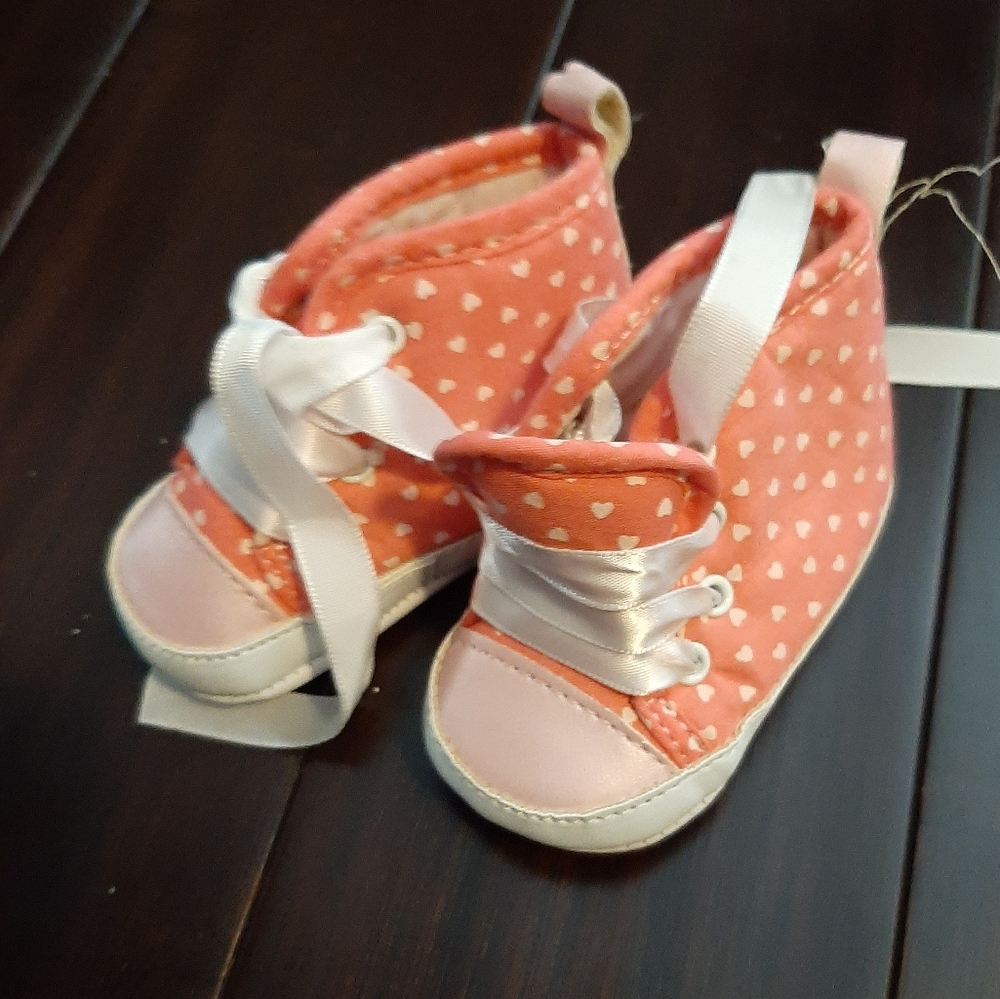 Child of mine by carters high top newborn baby shoe pink w white polka dots.